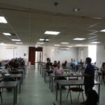 מ"מ יו"ר ההתאחדות שאבי ונטורה מברך את הנבחנים הראשונים, עם חידוש בחינות ההסמכה לקבלני שיפוצים